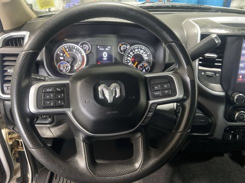 Used 2019 RAM 2500 Big Horn AWD/4WD image 11