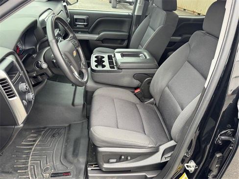 Used 2018 Chevrolet Silverado 1500 LT w/ All Star Edition image 9