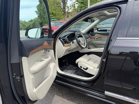 Used 2018 Volvo XC90 T6 Inscription w/ Convenience Package AWD/4WD image 10
