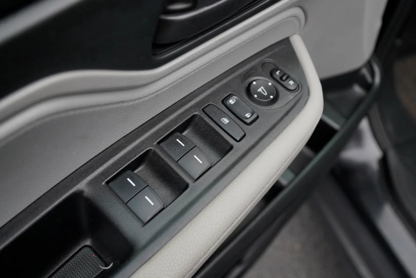 Used 2022 Honda Odyssey EX-L image 18