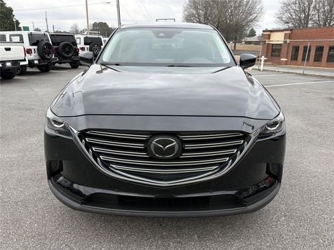 Used 2018 MAZDA CX-9 Touring w/ Touring Premium Package image 3