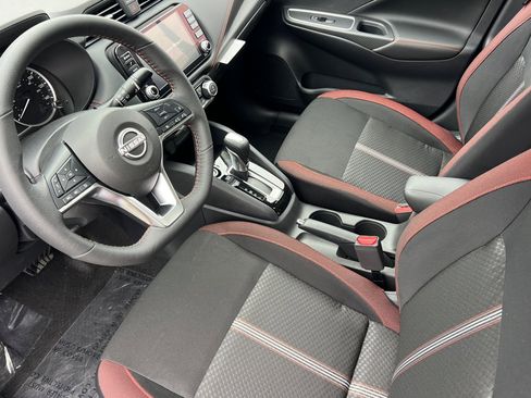 New 2025 Nissan Versa SR w/ Trunk Package image 7