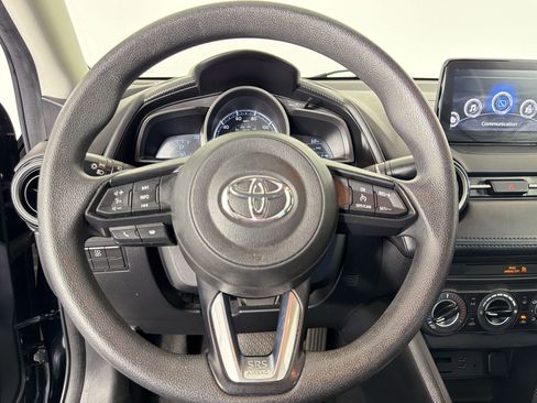 Used 2019 Toyota Yaris LE image 14