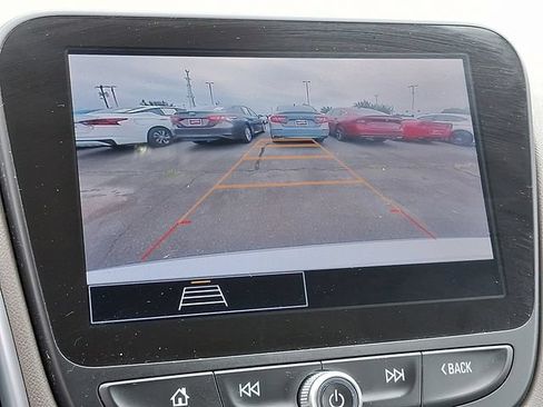 Used 2024 Chevrolet Malibu LS FWD image 15