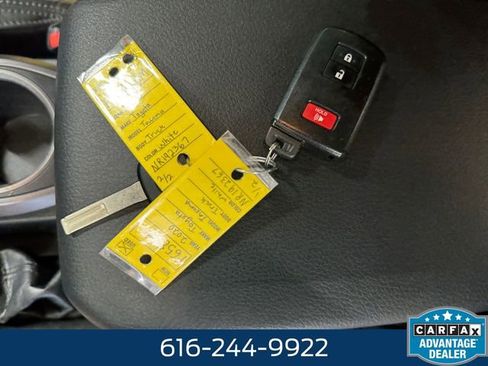 Used 2020 Toyota Tacoma TRD Off-Road w/ TRD Premium Off Road Package image 26