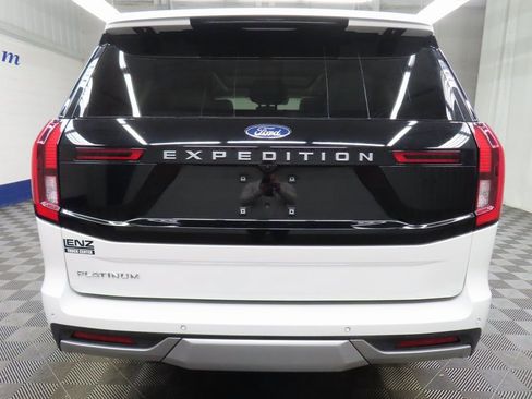 Used 2025 Ford Expedition Platinum w/ Platinum Ultimate Package image 41