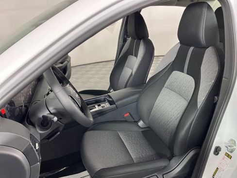 New 2026 Nissan Sentra SV w/ SV Convenience Package image 18