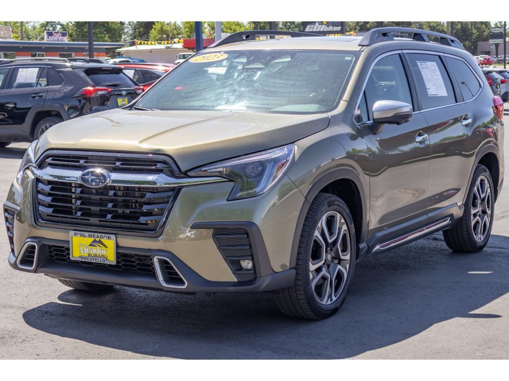 Used 2023 Subaru Ascent Touring AWD/4WD image 7