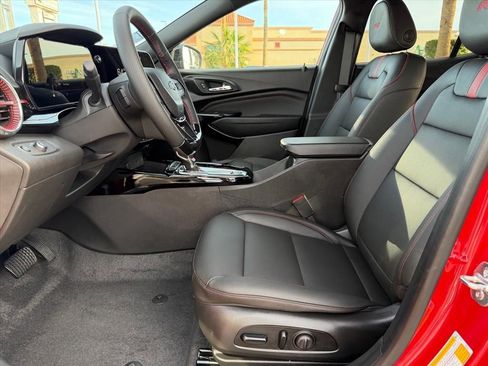 New 2026 Chevrolet Trax RS w/ Driver Confidence Package image 6