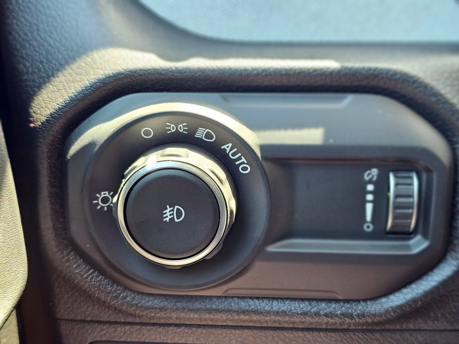 New 2026 Jeep Wrangler Unlimited Sport AWD/4WD image 19