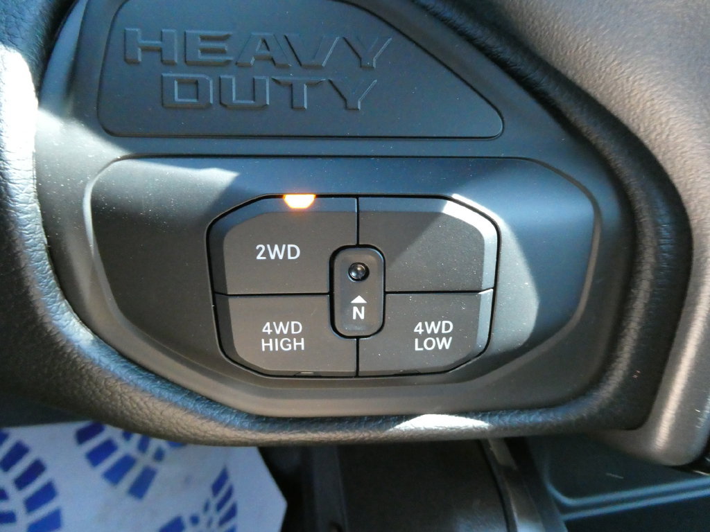 New 2026 RAM 4500 4x4 Crew Cab DRW w/ Laramie Trim Package image 20