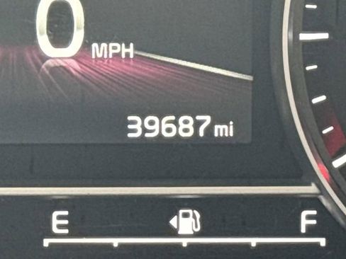 Used 2023 Kia Sorento S w/ Panoramic Sunroof Package image 29