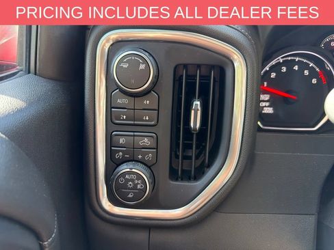 Used 2019 Chevrolet Silverado 1500 LT Trail Boss AWD/4WD image 18