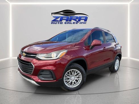 Used 2021 Chevrolet Trax LT AWD/4WD image 1