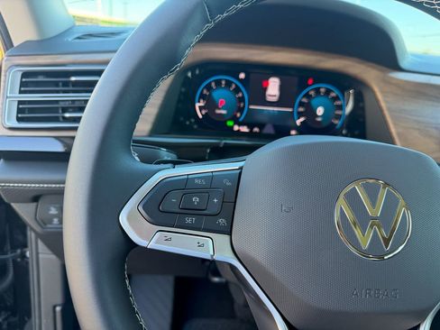New 2026 Volkswagen Atlas SE AWD/4WD image 18