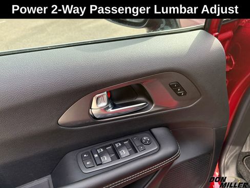 New 2026 Chrysler Pacifica Select image 12