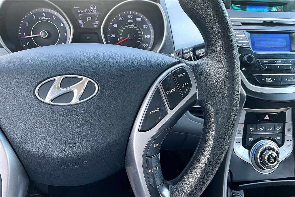 Used 2013 Hyundai Elantra GLS w/ Preferred Pkg FWD image 20