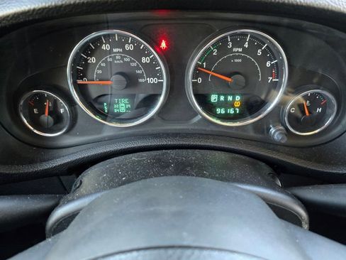 Used 2013 Jeep Wrangler Sport image 10