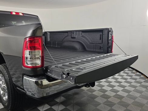 Used 2024 RAM 3500 Big Horn image 14
