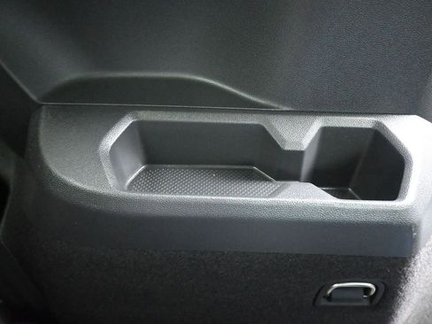 Used 2019 Volkswagen Tiguan SEL image 37