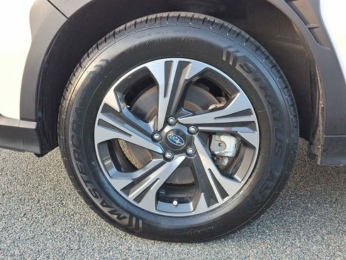 Used 2024 Subaru Crosstrek 2.0i Premium image 9