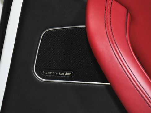 Used 2022 Maserati Levante Modena image 16