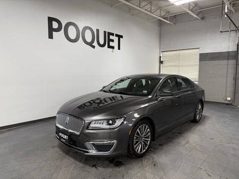 Used 2019 Lincoln MKZ Reserve image 2