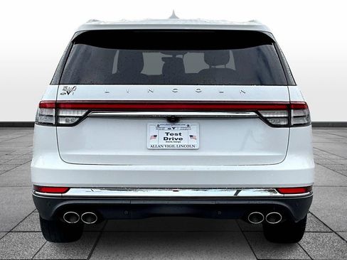 Used 2020 Lincoln Aviator Reserve w/ Class IV Trailer Tow Package image 4