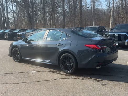 New 2026 Toyota Camry SE image 6