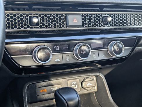 Used 2023 Honda Civic Sport image 17