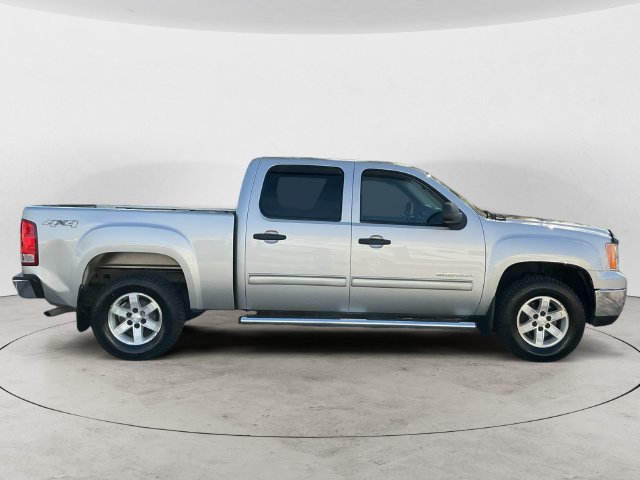 Used 2010 GMC Sierra 1500 SLE w/ Power Pack Plus AWD/4WD image 4