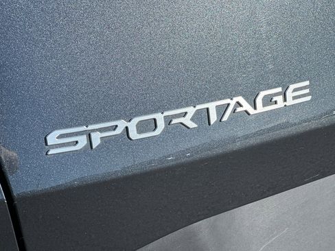 Used 2024 Kia Sportage LX AWD/4WD image 26