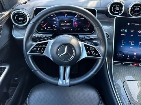 Used 2023 Mercedes-Benz GLC 300 image 16