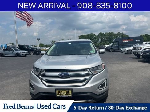 Used 2017 Ford Edge Titanium AWD/4WD image 2