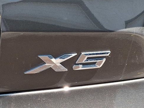 Used 2025 BMW X5 xDrive40i w/ Climate Comfort Package AWD/4WD image 3