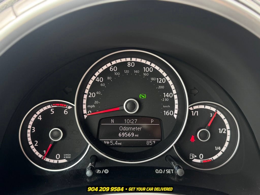 Used 2014 Volkswagen Beetle TDI FWD image 15