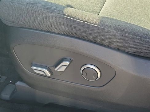 New 2026 Hyundai Ioniq 9 SE image 16