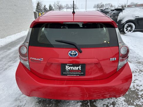 Used 2012 Toyota Prius C Two image 5