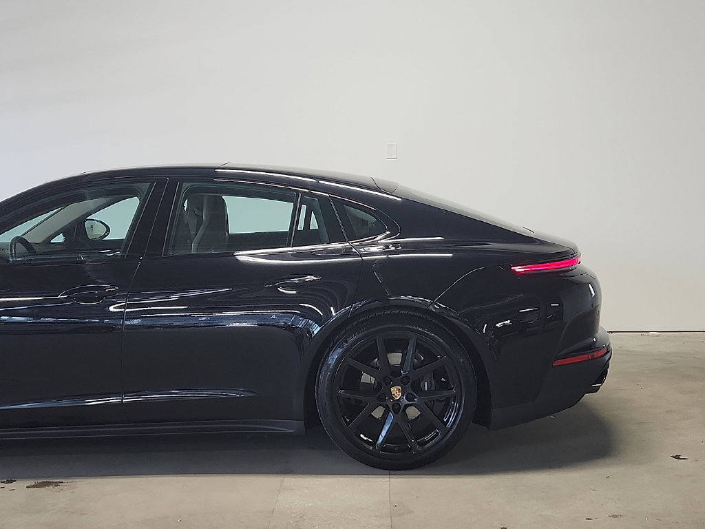 Used 2025 Porsche Panamera 4 AWD/4WD image 7