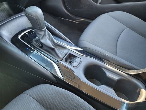 Used 2022 Toyota Corolla LE image 26