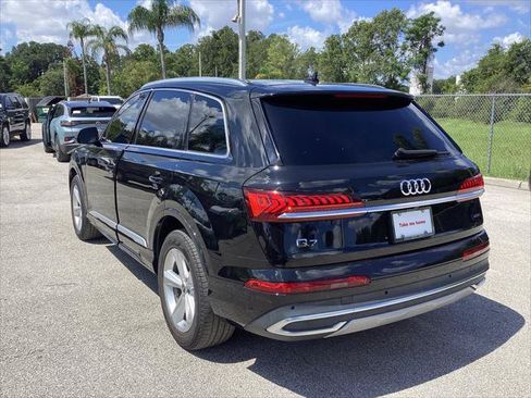 Used 2023 Audi Q7 2.0T Premium w/ Convenience Package AWD/4WD image 11