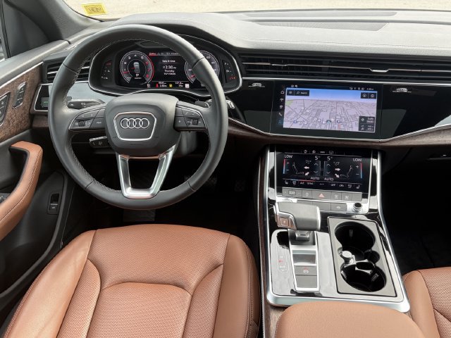 Used 2025 Audi Q8 Premium Plus AWD/4WD image 14