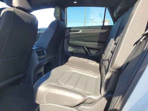 New 2026 Volkswagen Atlas Cross Sport SEL R-Line image 5