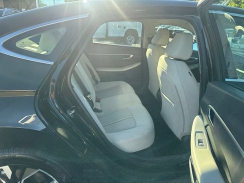 Used 2025 Hyundai Sonata SEL FWD image 37