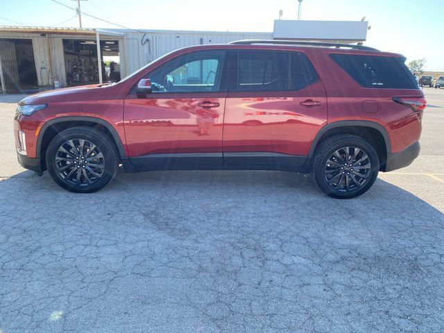 Used 2023 Chevrolet Traverse RS FWD image 3