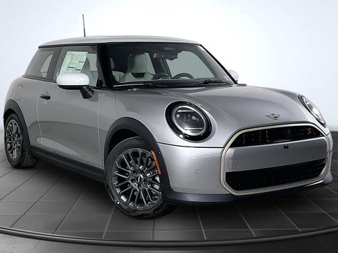 New 2026 MINI Cooper S image 2