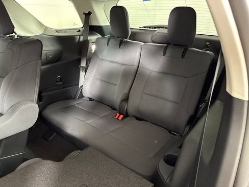 New 2026 Ford Explorer Active RWD image 32