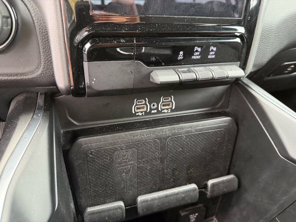 Used 2025 RAM 1500 Big Horn AWD/4WD image 13
