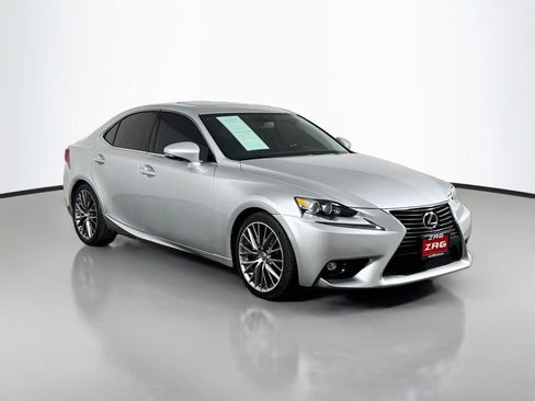 Used 2015 Lexus IS 250 w/ Navigation System Package RWD image 7