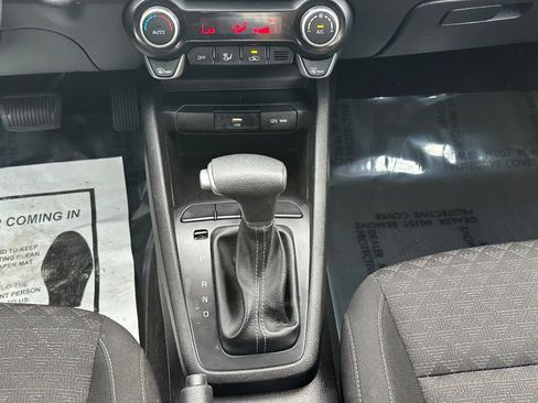 Used 2023 Kia Rio S w/ Technology Package image 25